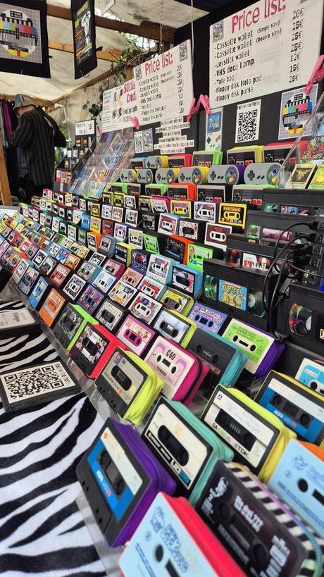 Berlin Mauerpark - Colorful adventure