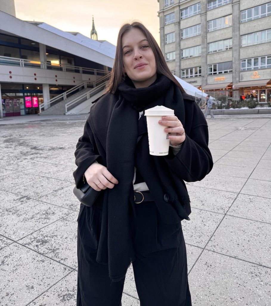 About me - Neta. Tour planner