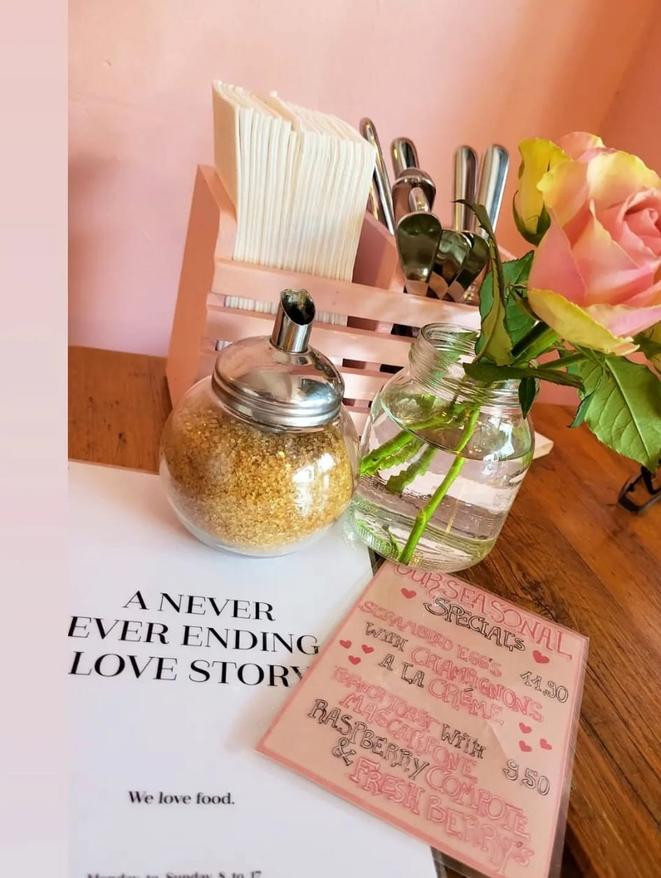 A Never Ever Ending Love Story cafe
