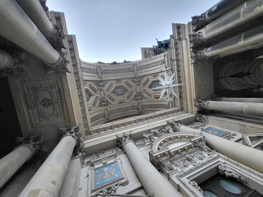 Berliner Dom main entrance ceiling