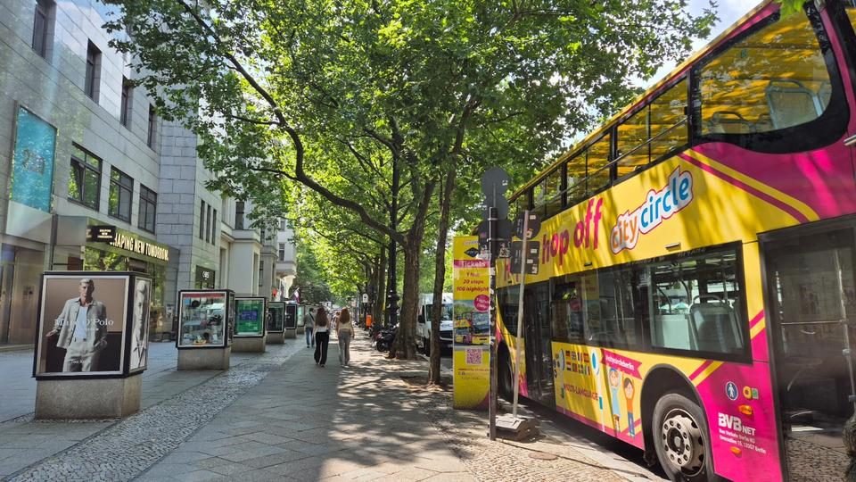 Driven tour in Berlin - cover