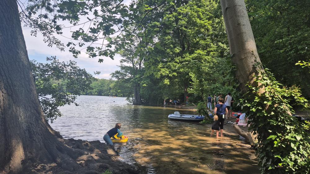 Kids inside the schlechtensee